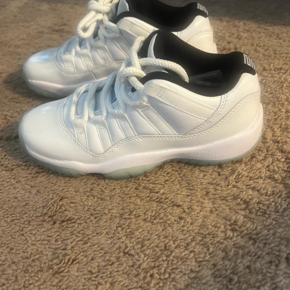 jordan 11 retro low legend blue size 3.5 youth - Picture 4 of 15